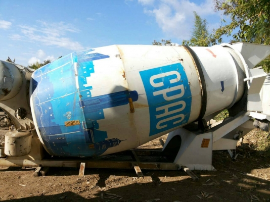 ขายชุดโม่ปูนไดกิ้น ของรถ 10 ล้อขนาด 6 คิว มีอุปกรณ์ครบชุด มี 4 ชุดราคาชุดละ 250000