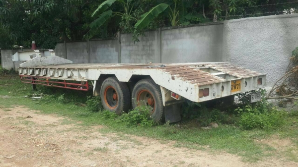 ขายรถบรรทุกหัวลากหางโลเบต VOLVO FL10 320 แรงม้า 2 เพลา หางโลเบต 2 เพลา ราคา 850000