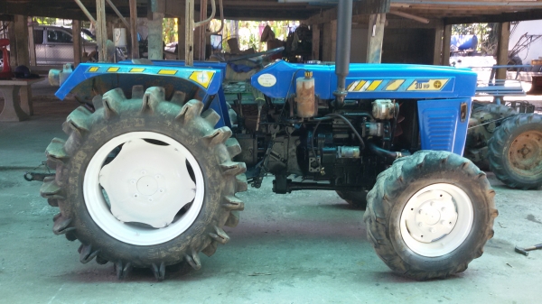 ขายรถไถแช้มป์MX304โฟวินพร้อมใช้งานราคาต่อรองได้นะครับ