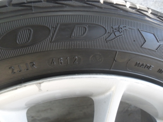 ล้อแม็ก 16นิ้ว 4รู100 พร้อมยาง สวยๆ 4 ล้อ ราคา 5500 บาท ล้อแม็ก 16นิ้ว 4รู100 พร้อมยาง สวยๆ 4 ล้อ ราคา 5500 บาท