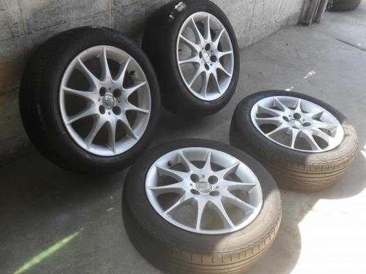 ล้อแม็ก 16นิ้ว 4รู100 พร้อมยาง สวยๆ 4 ล้อ ราคา 5500 บาท