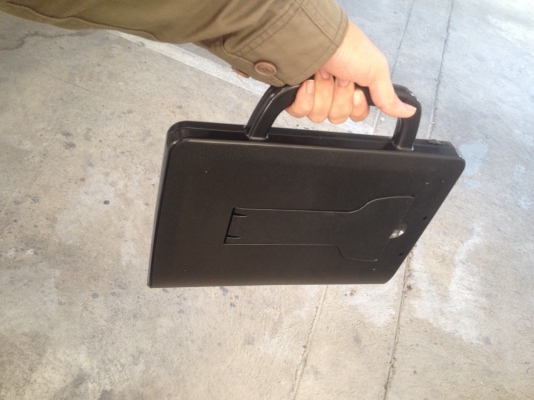 เครื่องชาร์ทไฟแบตเตอรี่รถยนต์พลังงานแสงอาทิตย์