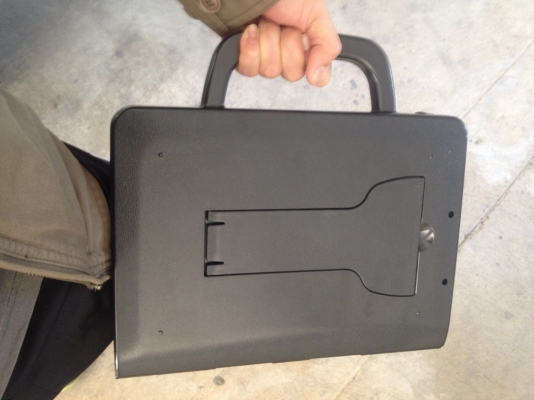 เครื่องชาร์ทไฟแบตเตอรี่รถยนต์พลังงานแสงอาทิตย์