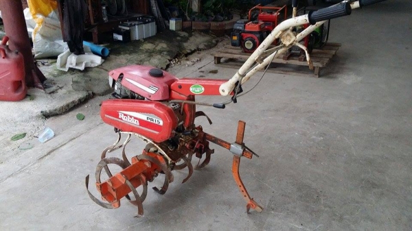 รถพรวนดิน ROBIN รุ่น PR15 เก่าญี่ปุ่น ขนาด 3.5 แรง เครื่องยนต์ติดง่าย สภาพดีพร้อมใช้งาน รถพรวนดิน ROBIN รุ่น PR15 เก่าญี่ปุ่น ขนาด 3.5 แรง เครื่องยนต์ติดง่าย สภาพดีพร้อมใช้งาน