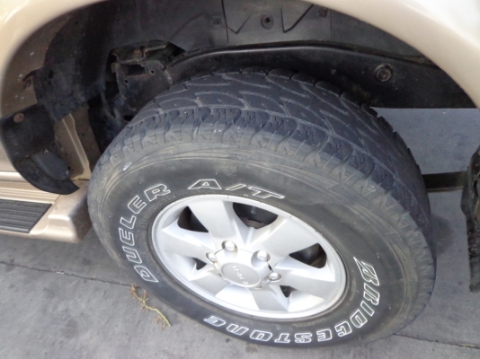 2005 ISUZU, 3.0 LS CAB 4 D-MAX 4WD เครื่องI-TEQ 4ประตู ขับ4 ไม่มีชน ไม่มีน้ำท่วม ล้อแม็กซ์ สูงใหญ่ หล่อล่ำยาง265/70/16