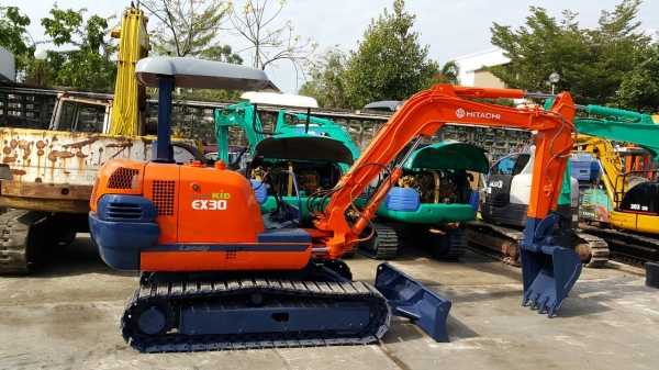 ขาย รถขุด HITACHI รุ่น EX30-2- แทร็กเหล็ก มีไลน์ ใส่หัวกระแทกได้ ตรวจเช็คสภาพแล้ว อย่างดี สลักแน่น เอวแน่น 100\% มือสอง นำเข้าจากญี่ปุ่น มือถือ/LINE ID :0818753444 ขาย รถขุด HITACHI รุ่น EX30-2- แทร็กเหล็ก มีไลน์ ใส่หัวกระแทกได้ ตรวจเช็คสภาพแล้ว อย่างดี สลักแน่น เอวแน่น 100\% มือสอง นำเข้าจากญี่ปุ่น มือถือ/LINE ID :0818753444
