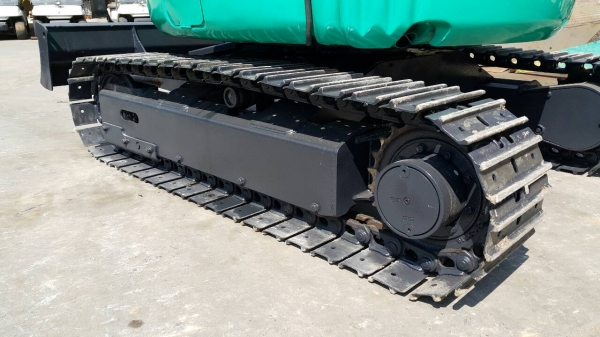 ขาย รถขุด KOMATSU รุ่น PC30MR  แทร็กเหล็ก สวย ท้ายกลม คล่องตัว มือสองญี่ปุ่น เช็คสภาพแล้ว ดีมาก มือถือ/LINE ID :0818753444