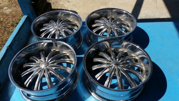 ขายแม็กซ์มือสอง ขอบ 24 โครเมี่ยม