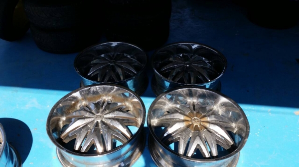 ขายแม็กซ์มือสอง ขอบ 24 โครเมี่ยม