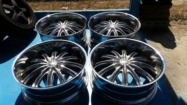 ขายแม็กซ์มือสอง ขอบ 24 โครเมี่ยม