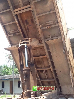 ขายรถดั้มพ์ 10 ล้อ 2 เพลา