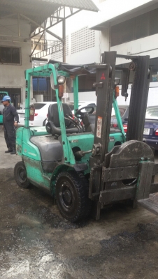 ขายครับ Mitsubishi FD25NT ฟอร์คลิฟท์ 2.5ตัน ดีเซล เกียร์ออโต้ เสา3เมตร งาหมุน ติดต่อ น๊อค 098-246-3778