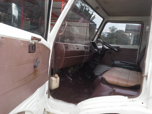 คุณ สุทิสา จ.สมุทธสาคร รับรถกลับเเล้ว ขอบคุณครับ  ขาย6ล้อดั้มFB112 ห้างแท้ 117เเรง สภาพสวยเดิม 100\% พร้อมใช้งานทุกระบบ F หน้า-หลัง ยาง 8.25 เล่มพร้อมโอน ต่อรองได้