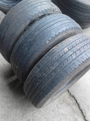 215/70R15 BRIDGESTONE DURAVIS R611 มี 3 เส้น  TEL.081-427-3941