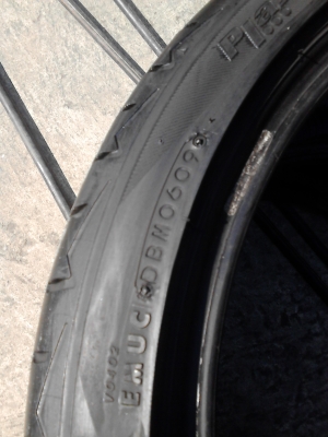 215/40R17 BRIDGESTONE PLAY Z มี 2 เส้น TEL.081-427-3941 215/40R17 BRIDGESTONE PLAY Z มี 2 เส้น TEL.081-427-3941
