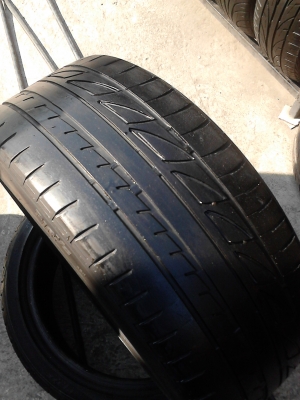 215/40R17 BRIDGESTONE PLAY Z มี 2 เส้น TEL.081-427-3941 215/40R17 BRIDGESTONE PLAY Z มี 2 เส้น TEL.081-427-3941