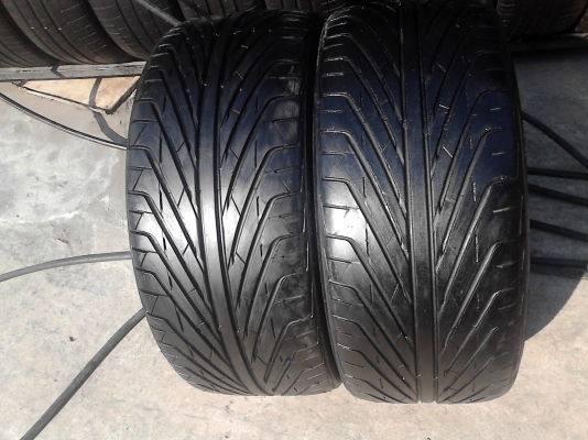 245/45R18  TRIANGLE TR968  ปี2014  มี  2 เส้น  TEL.081-427-3941