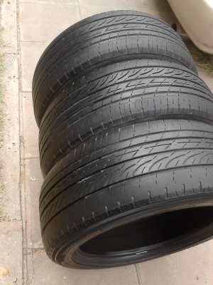 215/50R17 BRIDGESTONETURANZA GR-90 ปี2012  มี 3 เส้น TEL.081-427-3941