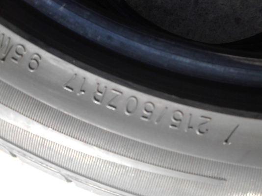 215/50R17 KUMHO ECSTA  SPT  ปี 2012 ไมีมีปะ   มี 1  เส้น  TEL.081-427-3941