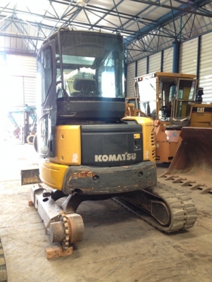 รถขุด Komatsu PC50MR-2 #F0198 นำเข้าจากสเปน สนใจโทร. 080-6565422 (หนิง)