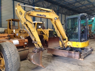 รถขุด Komatsu PC50MR-2 #F0198 นำเข้าจากสเปน สนใจโทร. 080-6565422 (หนิง)