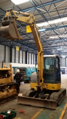 รถขุด Komatsu PC50MR-2 #F0198 นำเข้าจากสเปน สนใจโทร. 080-6565422 (หนิง)