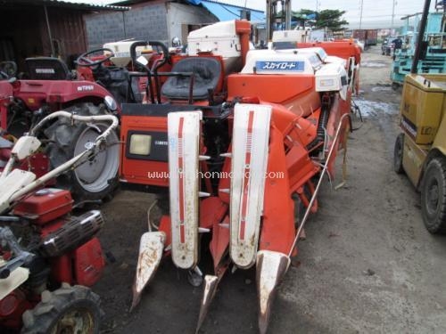 รถเกี่ยวข้าวนั่งขับ     KUBOTA    RX1100   รหัสสินค้า : 13001476  หรือเพิ่มเติมไดที่ www.nihonmono.com