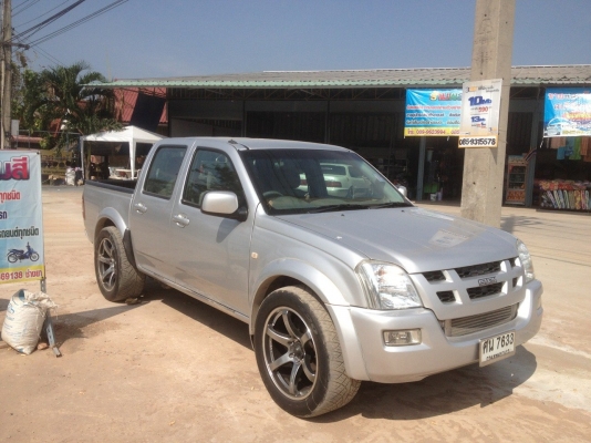 ขายรถ ISUZU D-MAX 4 ประตู แต่งสวย ๆ ขายรถ ISUZU D-MAX 4 ประตู แต่งสวย ๆ