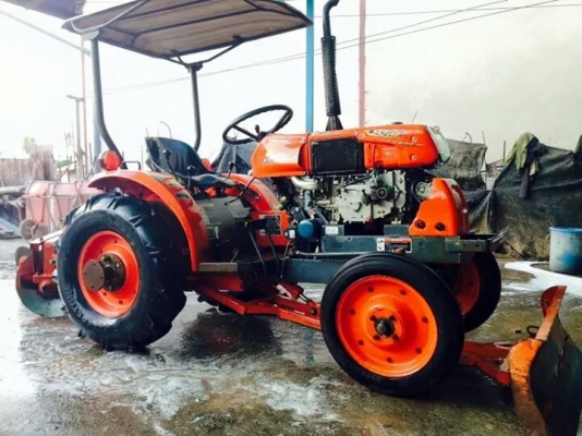 คูโบต้าKRT140 พลัส..ใบมีดดันหน้า ผานพรวน 4 ใบ คูโบต้าKRT140 พลัส..ใบมีดดันหน้า ผานพรวน 4 ใบ