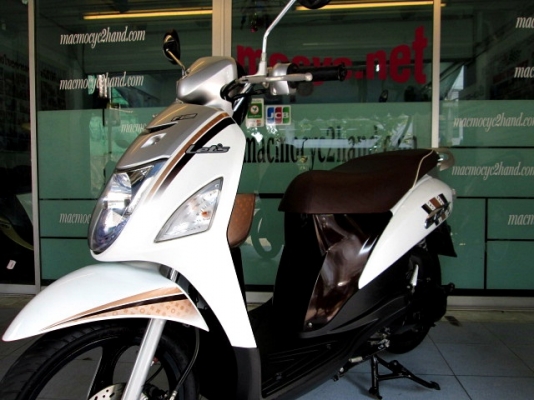 LET'S ตัวท็อปล้อแมกช์ สีขาวนํ้าตาล รถเดือน สิงหาคม.ปี57 ไมล์ 6746โล รุ่นใหม่หัวฉีด ของแถม 3 รายการ 24900