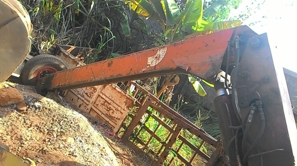 ขายเครนติดรถ