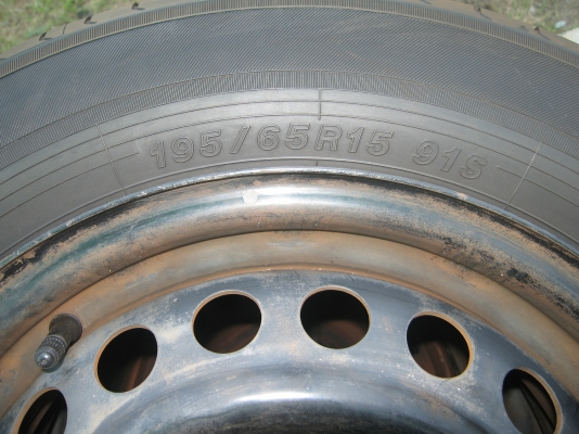 ขายยางพร้อมกะทะขอบ15   195/65/15   5รู