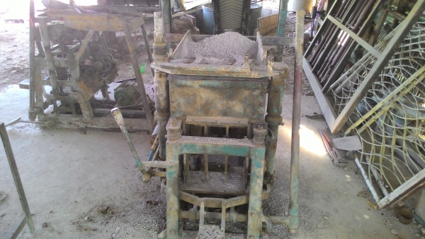 ขายเครื่องปั้นอิฐบล๊อคแบบสายพาน ขายเครื่องปั้นอิฐบล๊อคแบบสายพาน