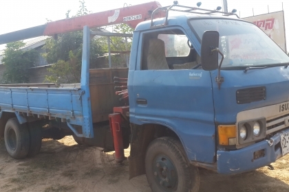 KS31  เครน UNIC  2 .0 ตัน สภาพดี  พร้อมใช้  ขาย 249000