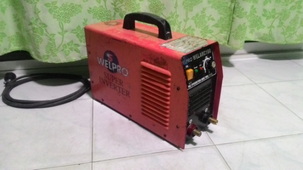 เครื่องเชื่อมไฟฟ้าอินเวอร์เตอร์  welpro ขนาด 160 แอมป์ อุปกรณ์ครบ พร้อมใช้งานครับ