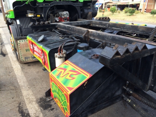 ขายด่วนเม็กก้า 260แรง ดั้มเนียมเกษตรอู่ธวัชชัยการช่าง รถสวยมาก