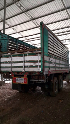 ขายด่วนเม็กก้า 260แรง ดั้มเนียมเกษตรอู่ธวัชชัยการช่าง รถสวยมาก