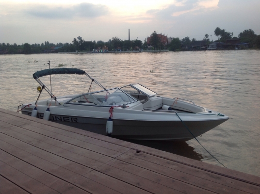 ขายbayliner19ฟุต