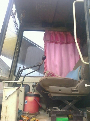 **500,000 บ.ต่อรอง**ขาย แบคโฮ KOMATSU PC200-3 คอนโทรลยาว เครื่องเดิม ปั้มของPC200-5 เครื่องKOMATSU 6D105-6สูบ เครื่องดีแน่น แรงดี ปั้มดี แรง ไม่เยิ้ม ทำงานดี เร็วดี คล่องตัว บูมอาร์มสวย ไม่ปะ บุ้งกี๋ดี ไม่ผุ เอวดีแน่น ไม่แตกไม่ร้าว ช่วงล่าง70\% โซ่ดี แทร็ก **500,000 บ.ต่อรอง**ขาย แบคโฮ KOMATSU PC200-3 คอนโทรลยาว เครื่องเดิม ปั้มของPC200-5 เครื่องKOMATSU 6D105-6สูบ เครื่องดีแน่น แรงดี ปั้มดี แรง ไม่เยิ้ม ทำงานดี เร็วดี คล่องตัว บูมอาร์มสวย ไม่ปะ บุ้งกี๋ดี ไม่ผุ เอวดีแน่น ไม่แตกไม่ร้าว ช่วงล่าง70\% โซ่ดี แทร็ก