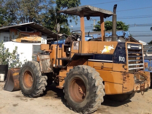 ขายรถตักล้อยางโคมัสสุWA-100 สภาพพร้อมใช้งานขาย750000