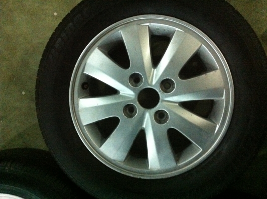 ล้อเดิม Toyota Mazda พร้อมยาง ล้อเดิม Toyota Mazda พร้อมยาง