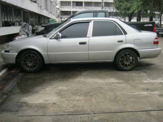 toyota ไฮทอค ปี1999 เกียร์ออโต สวยพร้อมขับ 49000