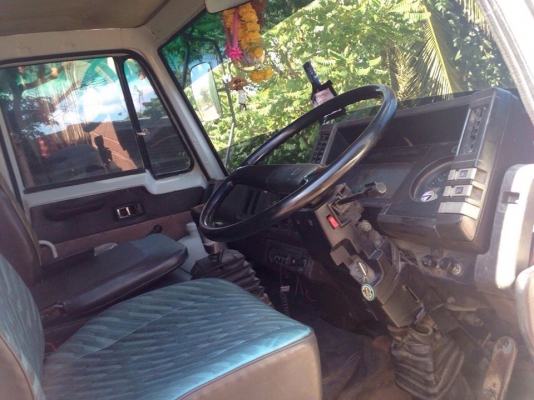 ***ขายแล้วครับขอบคุณ Truck2hand ขาย ISUZU ROCKY FXZ-240หัวขาว 10ล้อ2เพลาดั้ม ISUZU ROCKY FXZ23NFY 6SD1-240HP ปี33 เครื่องเดิม เกียร์เดิม แน่นดี แรงดี เกียร์เข้าง่ายไม่หลุดครับ ช่วงล่างเดิม คัสซีสวย ไม่ปะ ไม่ผุ ใหญ่ๆ สาดสีแล้ว กระบะดั้มเหล็กต่อใหม่ไม่นาน ฝ ***ขายแล้วครับขอบคุณ Truck2hand ขาย ISUZU ROCKY FXZ-240หัวขาว 10ล้อ2เพลาดั้ม ISUZU ROCKY FXZ23NFY 6SD1-240HP ปี33 เครื่องเดิม เกียร์เดิม แน่นดี แรงดี เกียร์เข้าง่ายไม่หลุดครับ ช่วงล่างเดิม คัสซีสวย ไม่ปะ ไม่ผุ ใหญ่ๆ สาดสีแล้ว กระบะดั้มเหล็กต่อใหม่ไม่นาน ฝ