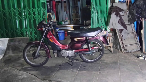 ขายsuzuki sprinter100