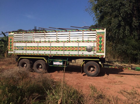 ***ขายแล้วครับขอบคุณ Truck2hand ขายลูกพ่วง3คานดั้มเนียม สวยๆ 3คานดั้มแท้7.50ม."อู่ ปัญญาโปรเฟสเชินเนิล" ปี2555 กระบะมีเนียมดั้ม สภาพสวย พื้นดี ข้างสวยไม่ผุ ไม่มีโก่งครับ ใช้งานน้อย ช่วงล่างเดิม คัสซีสวยเดิม ไม่ปะไม่ดาม ไม่มีบวม ยาง12เส้น ดี10เส้