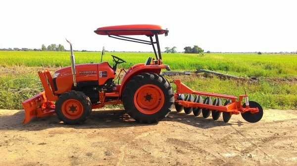 จำหน่ายคูโบต้ามือสองและอุปกรณ์ต่อพ่วงปรับสภาพพร้อมใช้ในราคาย่อมเยาว์และรับบริการขนส่งรถและอุปกรณ์ต่อพ่วงตามออร์เดอร์