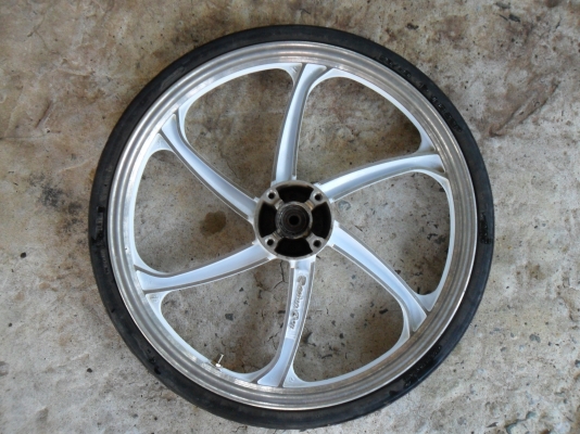 แม็กซ์ติดยาง คลิก , สกูปปี้ สภาพดี ไม่ดุ้ง แม็กซ์ติดยาง คลิก , สกูปปี้ สภาพดี ไม่ดุ้ง