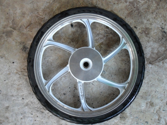 แม็กซ์ติดยาง คลิก , สกูปปี้ สภาพดี ไม่ดุ้ง แม็กซ์ติดยาง คลิก , สกูปปี้ สภาพดี ไม่ดุ้ง