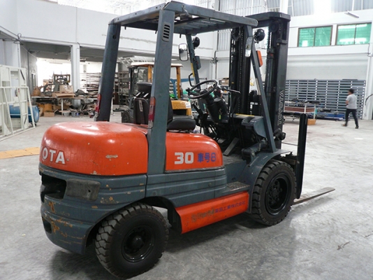 ขายรถโฟล์คลิฟท์มือสอง toyota รุ่น 6fd30 ราคา 399,000 บาท นำเข้าจากประเทศญี่ปุ่น 100\% ไม่เคยใช้งานในไทย ขายรถโฟล์คลิฟท์มือสอง toyota รุ่น 6fd30 ราคา 399,000 บาท นำเข้าจากประเทศญี่ปุ่น 100\% ไม่เคยใช้งานในไทย