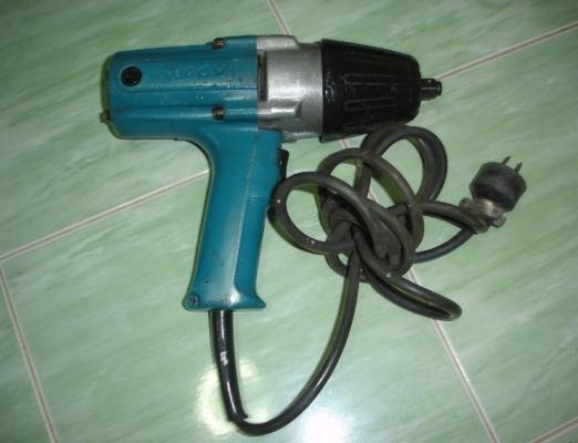 ขายบ๊อกไฟฟ้า Makita รุ่น 6905B (440วัตต์)
